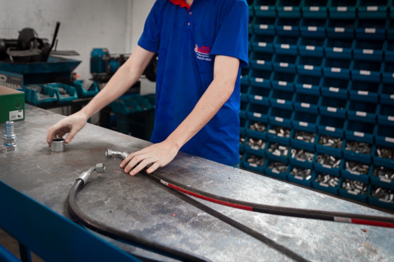 Prensagem de Mangueira