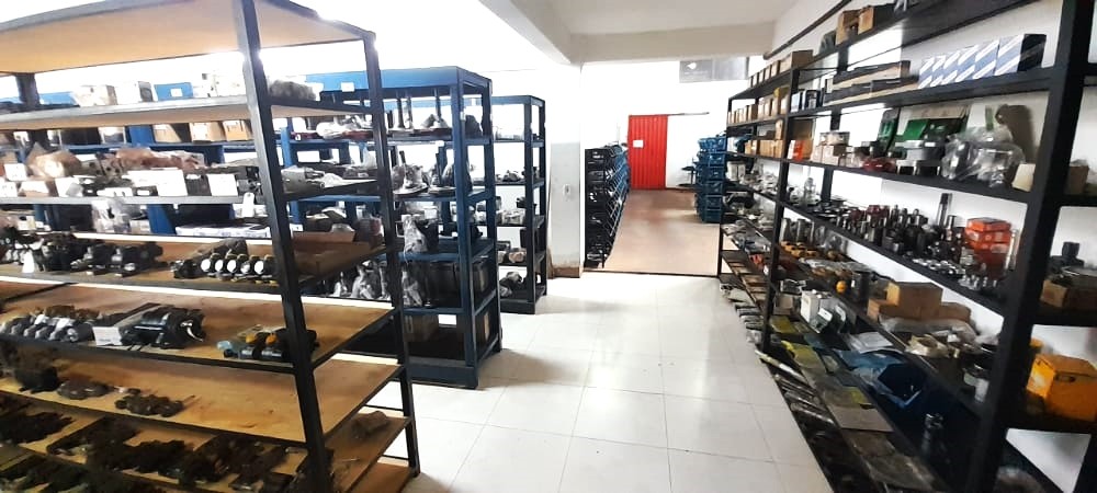 LINHA COMPLETA EM PEÇAS HIDRÁULICAS